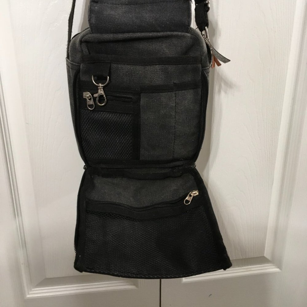 Harwish Unisex Canvas Gray Shoulder Bag - Picture 15 of 15